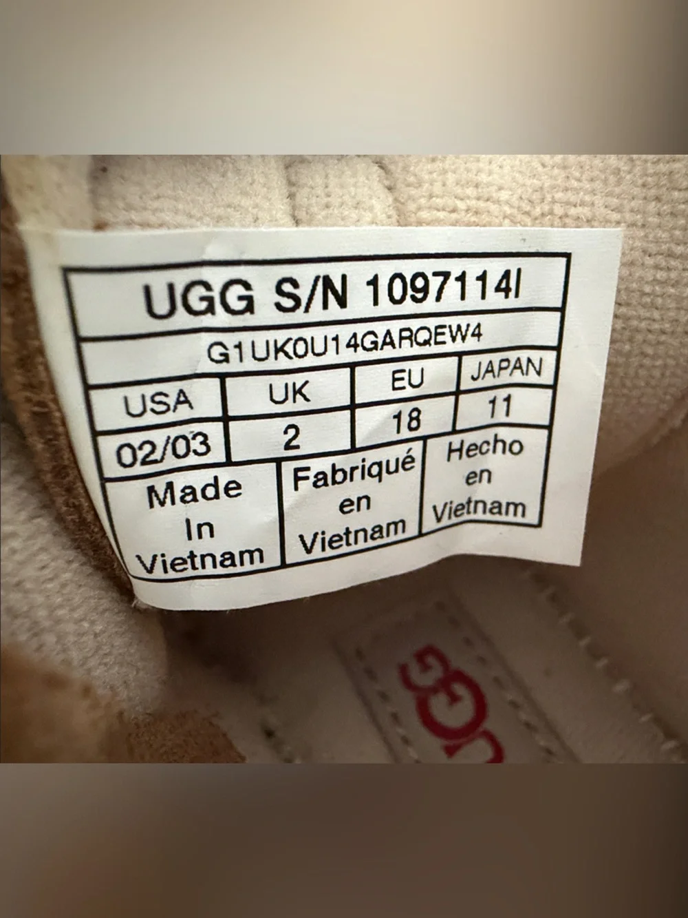 UGG Infant Kristjan Chukka Boots in Chestnut Size 2